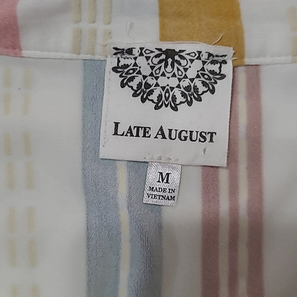 NWT Late August Striped Sleeveless Blouse size Medium - Picture 4 of 9